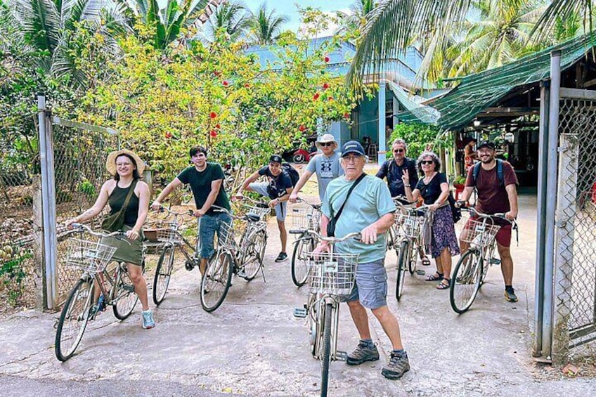 Cycling through the coconut groves of Ben Tre 3