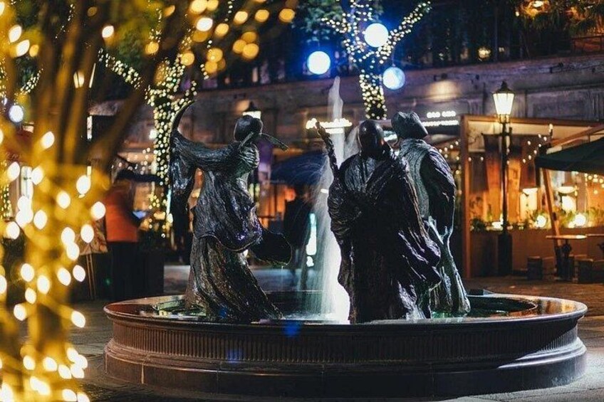 Shanghai Night River Cruise and Light Tour with Yuyuan Bazaar 4