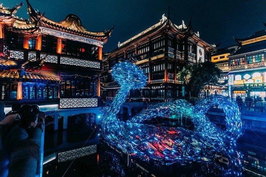 Shanghai Night River Cruise and Light Tour with Yuyuan Bazaar 5