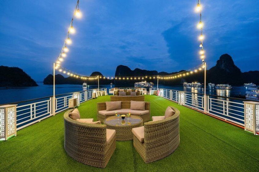 Amanda Cruise - Ha Long, Lan Ha Bay - All Inclusive 2D1N & 3D2N 5