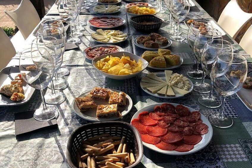 Near Malaga: Mijas Organic Vineyard, 5 Wines, 2 Oils & Tapas 3