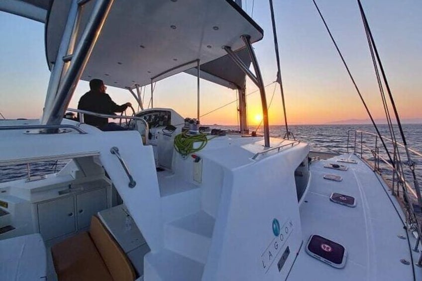 3-Hours Sunset Catamaran Cruise with Dinner all Inclusive 3