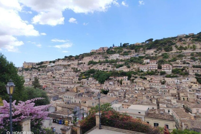 Shared Tour by Minivan or Car from Syracuse to Ragusa, Noto and Modica 3