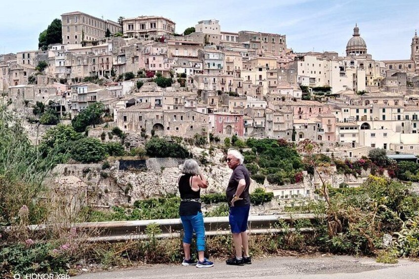 Shared Tour by Minivan or Car from Syracuse to Ragusa, Noto and Modica 2