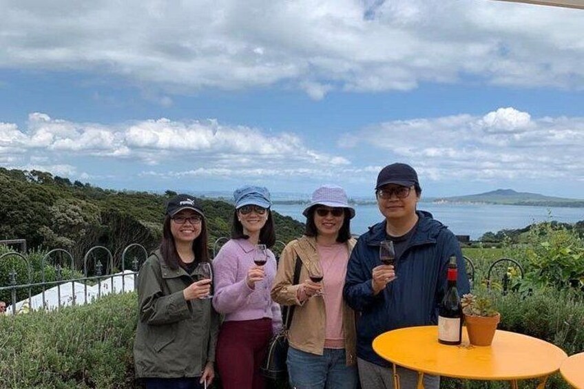 5-Hour Scenic Wine Tour with Private Guide & Up to 12 Tastings 2