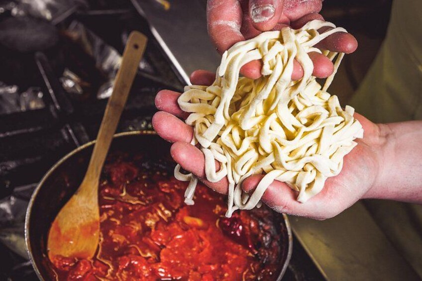 Taste Umbria: Full Meal Walking Tour in Perugia by Do Eat Better 2