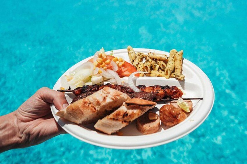 West Coast Full-Day Tour with Beaches, BBQ and Blue Room 4