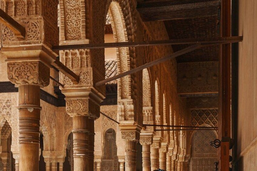 Columns of palace courtyard
Walk among timeless columns where Moorish rulers once stood, surrounded by art, symmetry, and living history. 4