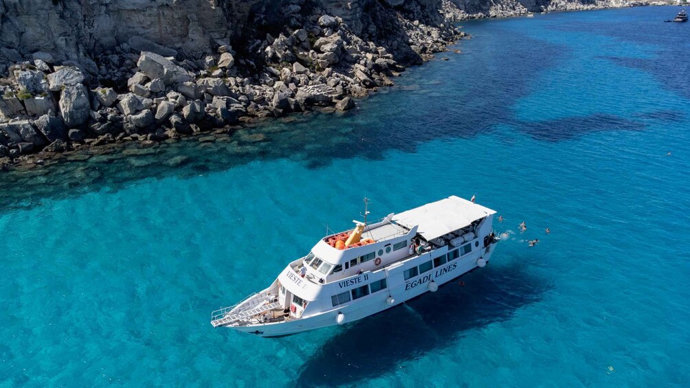 Picture 1 for Activity From Trapani: Day Cruise to Favignana & Levanzo with Lunch 2
