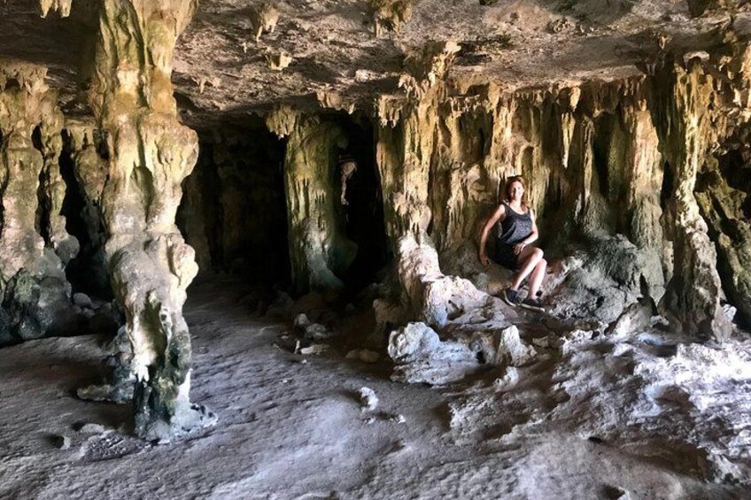 Bonaire Cave Tour: Walk, Climb & Swim 4