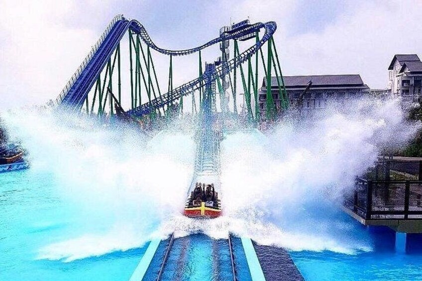 Adventure Waterpark Desaru Coast Ticket in Johor 1