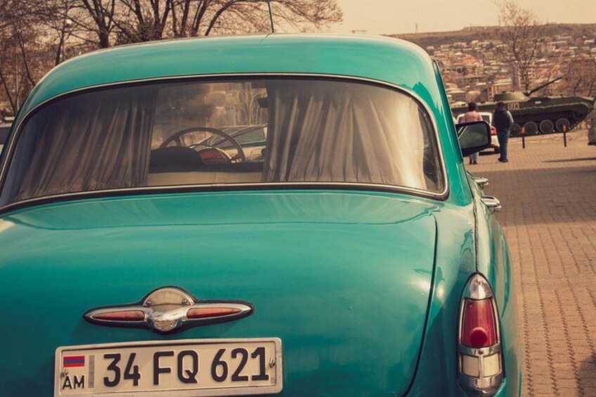 Retro KGB Tour: A Volga 21 Adventure in Yerevan's Soviet Past with photography 2