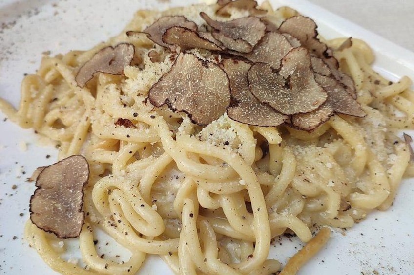 Florence Food Tour with Truffle Pasta, Steak & Free Flowing Wine 1
