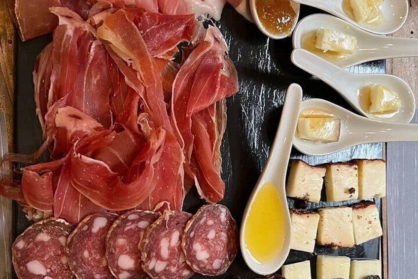 Florence Food Tour with Truffle Pasta, Steak & Free Flowing Wine 5