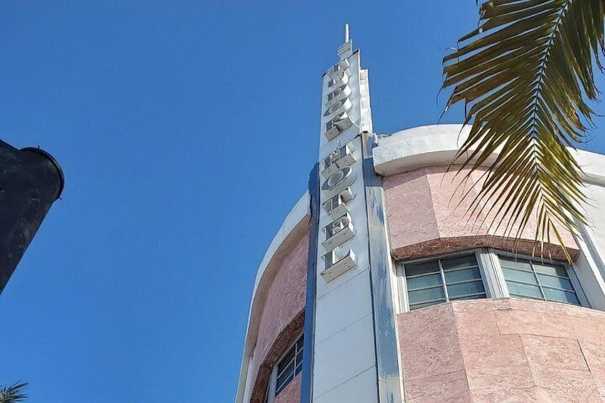 Best of Miami Beach Top Sights & Hidden Gems Walk + Trolley Tour 4