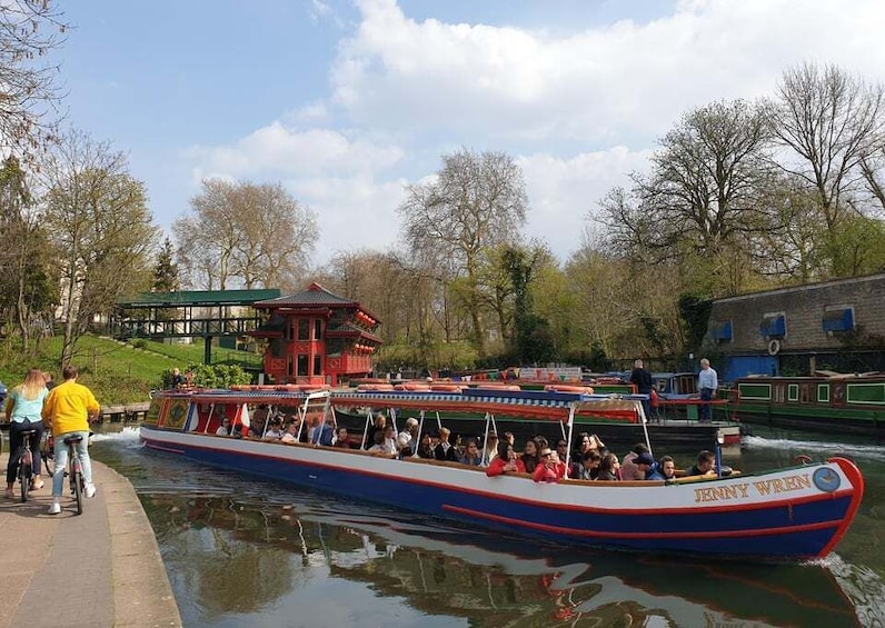 London: Canal Boat Ride on Camden Lock 2