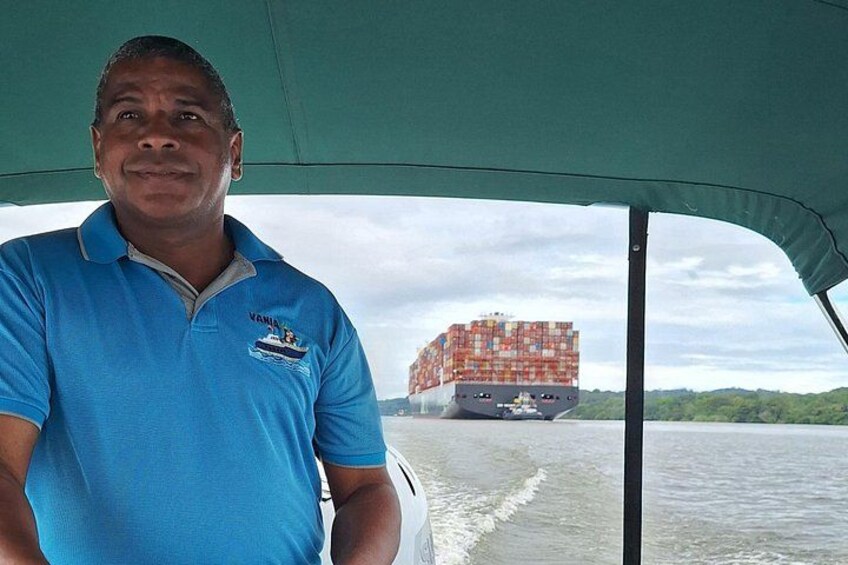 Our captain Ariel always professional and with the best attitude. 3