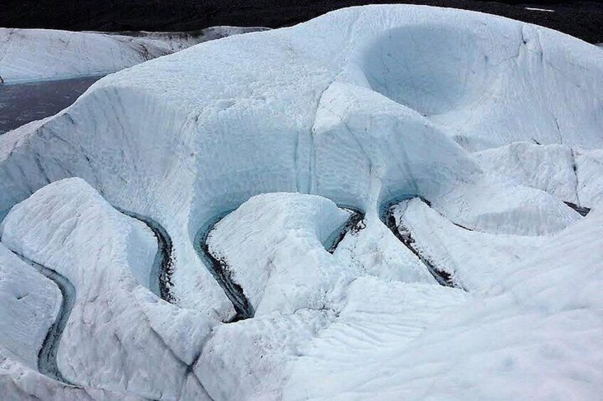 Beautiful water ways carved on the ice 5
