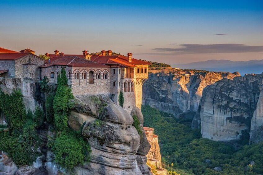 Meteora: Private Morning or Sunset Sightseeing Tour