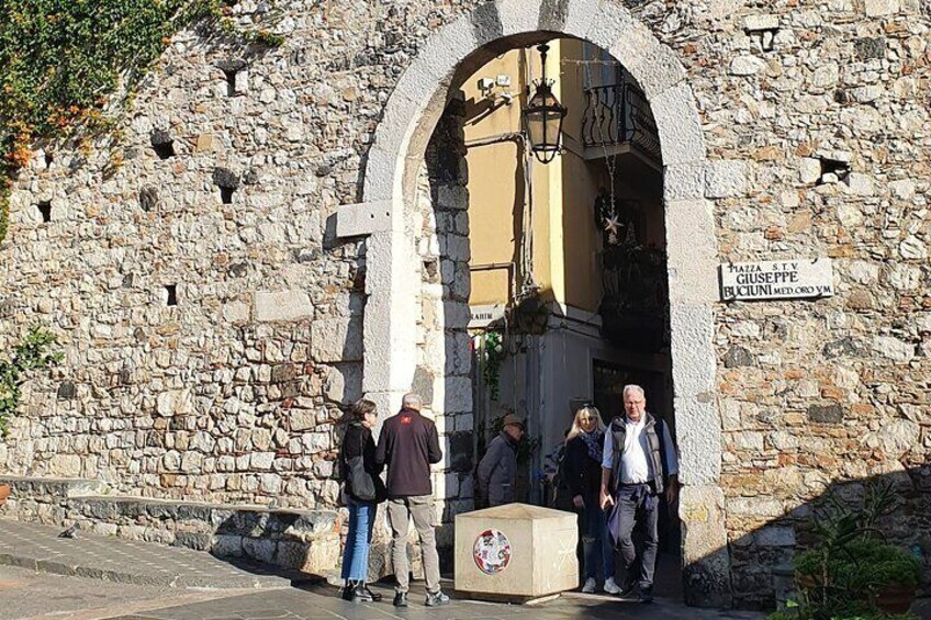 Taormina: A Self-Guided Audio Tour of Sicily’s Hilltop Town