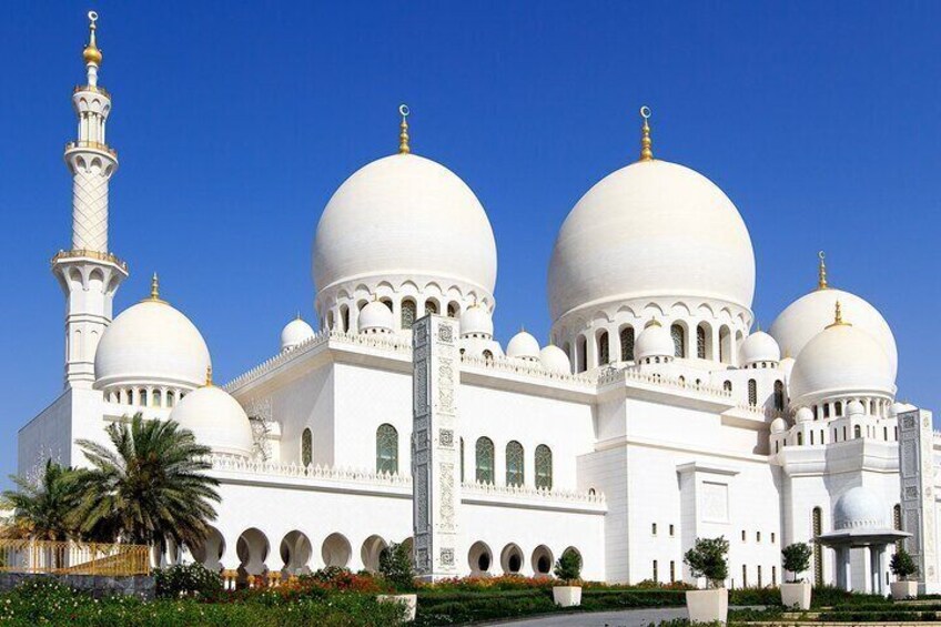 Private Full Day Tour Abu Dhabi City, Grand Mosque & Palace