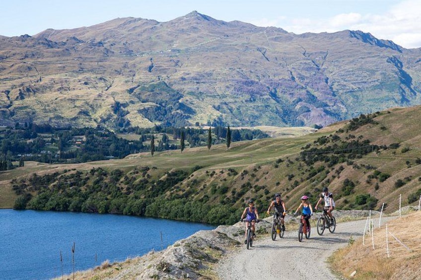 Scenic Guided eBike Tour Ride to the Lake 1