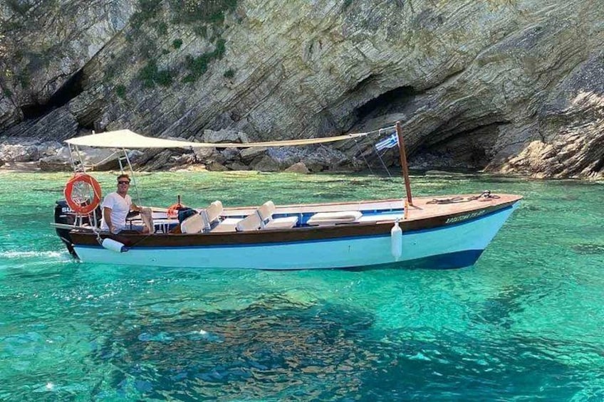 Corfu for Cruise Ships: 6 Hour Tour with Boat Ride or Beach Visit 2
