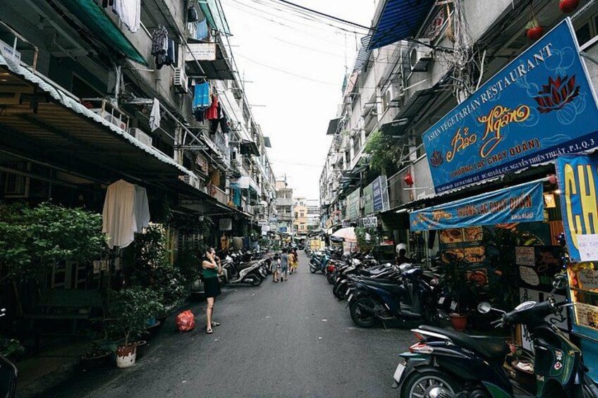 Ho Chi Minh/Saigon Zero Tourist Food Tour 1