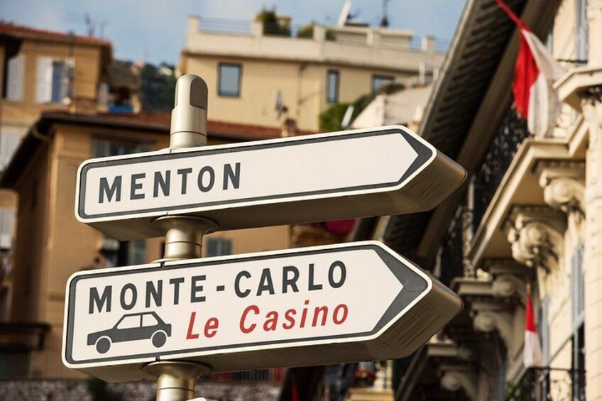 Monaco & Monte‑Carlo Walk: Casino, F1 & Harbor & Old Town 3