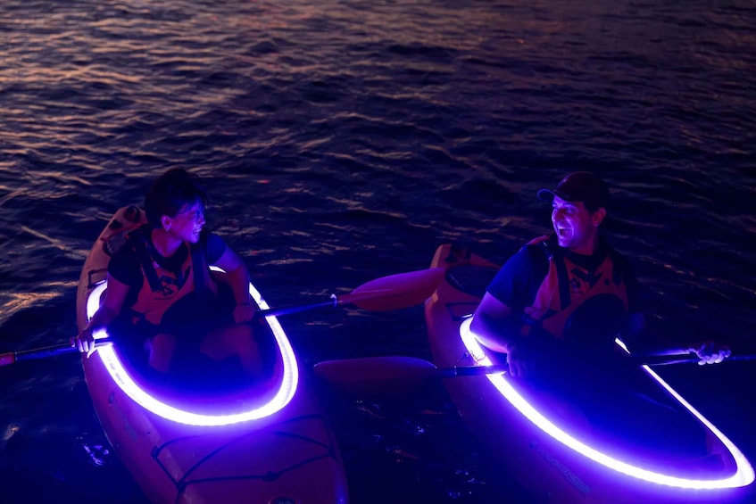 Picture 1 for Activity Sydney: Sunrise Kayak, Opera House & Under Harbour Bridge 3
