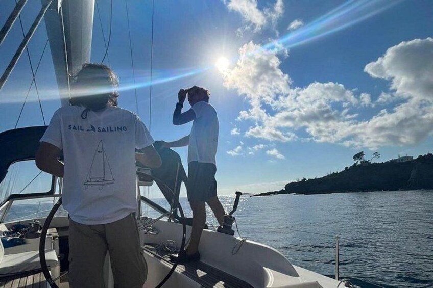 2.5h Sunset Navigation with Azorean appetizers and Wine 3
