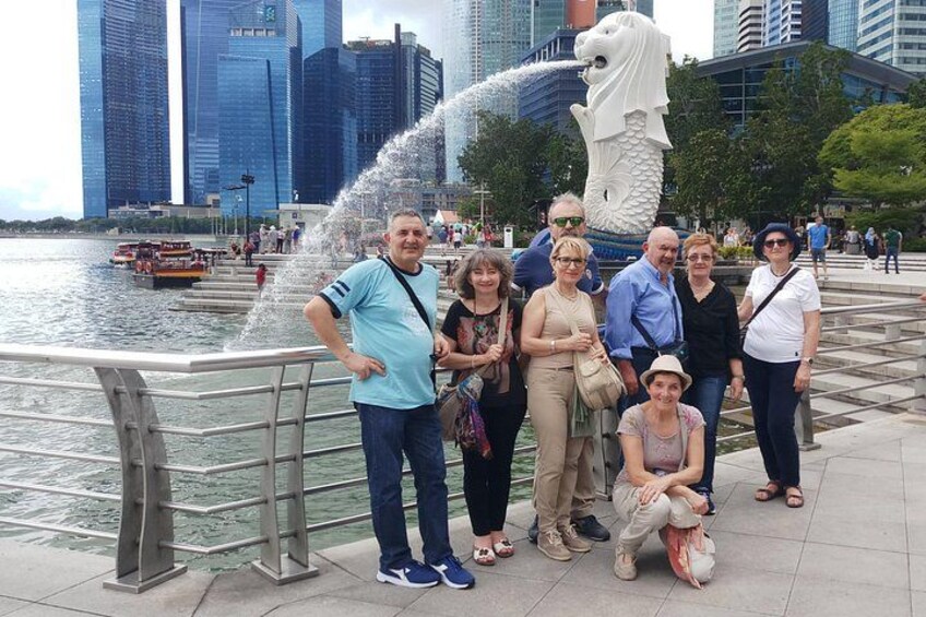 Singapore Customized Private Walking Tour With A Licensed Guide 1