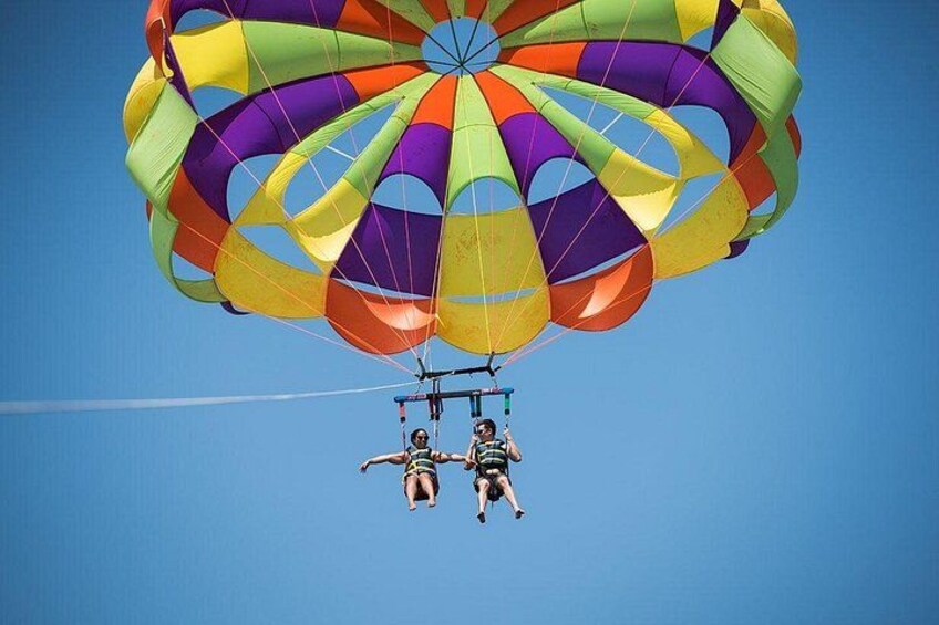 Maafushi Parasailing Experience 3