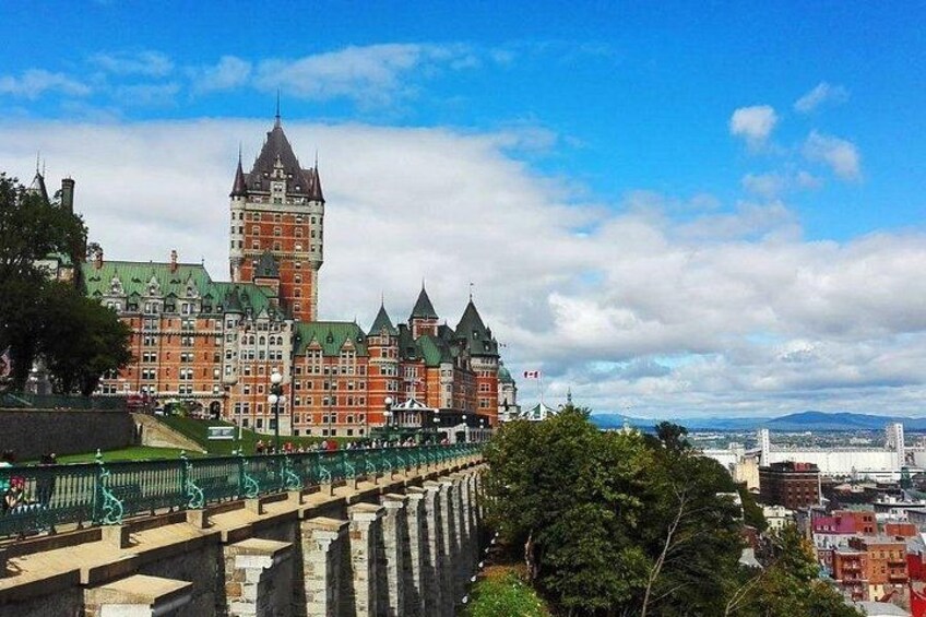 Quebec City : Custom Walking Tour with a Guide ( Private Tour ) 2