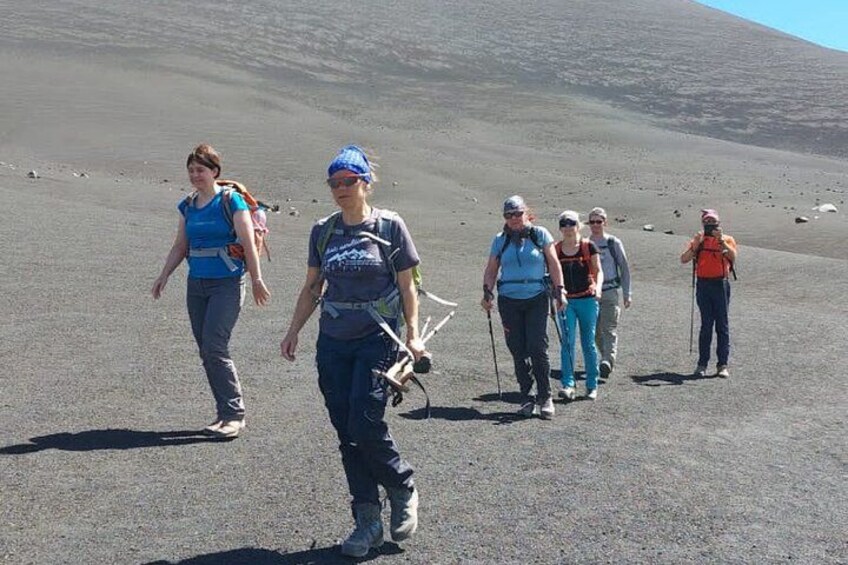 A 1-day experience through the Fogo Volcano 2