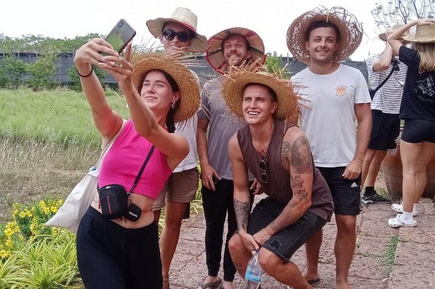 KAMPOT: Pepper farm. Cave. Secret Lake. Kep Crab market & Salt.. 4