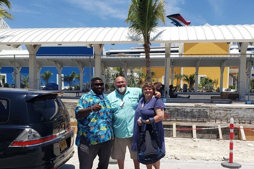 Nassau's Half Day Bus City Tour: Guided Tour with Free Samples 2