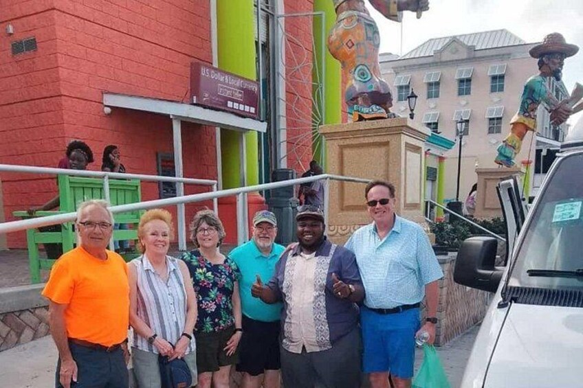 Nassau's Half Day Bus City Tour: Guided Tour with Free Samples 2