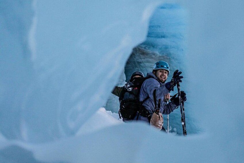 Full Day Reduced Tour to the Ojo del Albino Glacier in Argentina 3