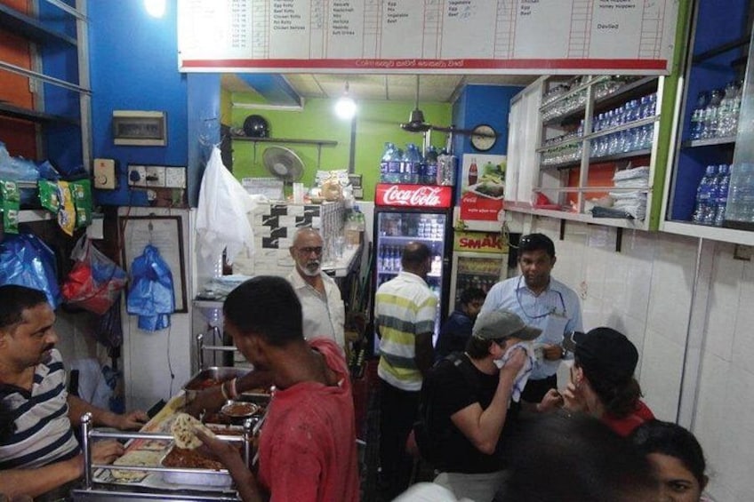 Most Amazing Colombo Walking & Street Food Tour. AM & PM 2
