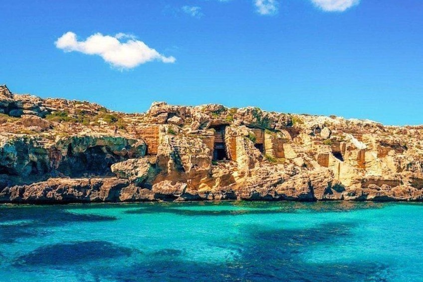 Private Boat Tour to discover Favignana and Levanzo from Trapani 5