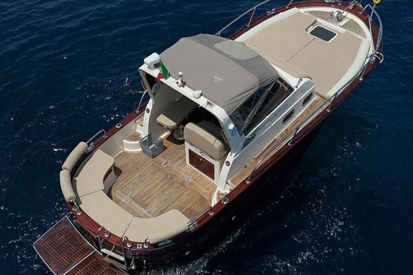 Private Boat Tour to Capri or Amalfi Coast from Sorrento-Positano 3