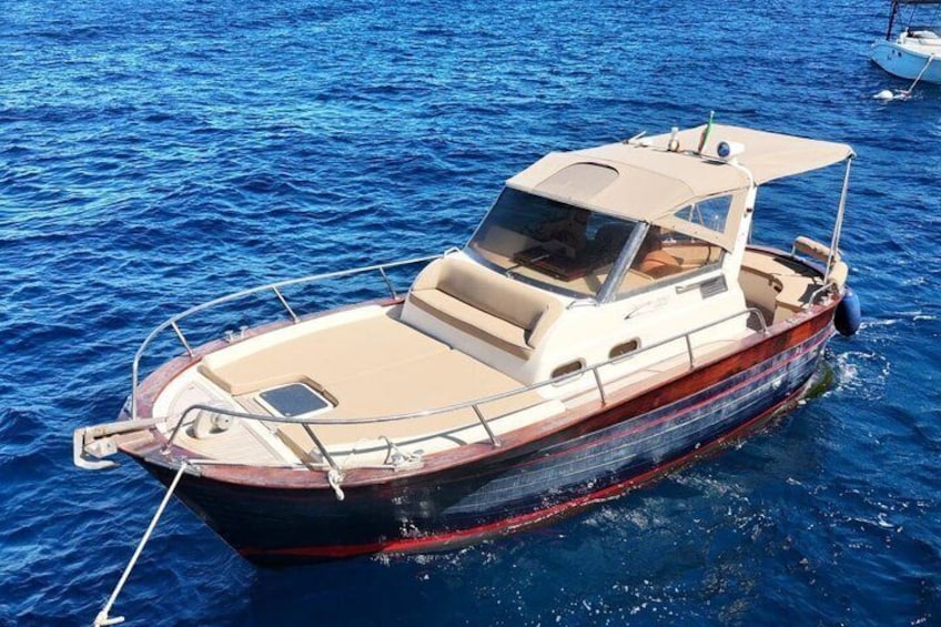 Private Boat Tour to Capri or Amalfi Coast from Sorrento-Positano 4