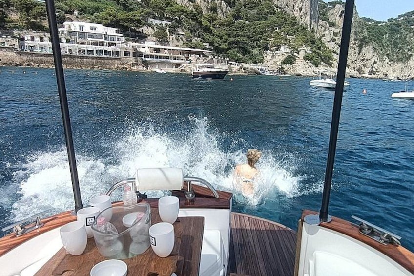 Private Boat Tour to Capri or Amalfi Coast from Sorrento-Positano 4