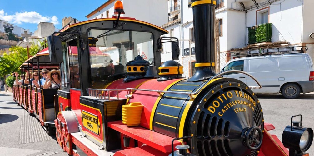 Picture 57 for Activity From Málaga:Ronda & Setenil with little train + wine & tapas 3