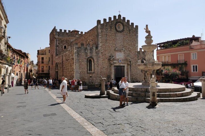Etna and Taormina Tour from Messina 2
