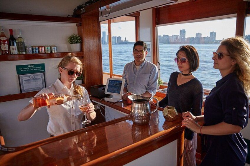 New York City Sunset Cocktail Cruise on Small Yacht 2