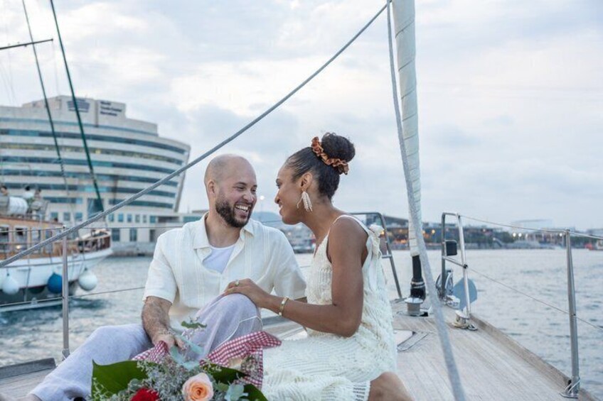 Barcelona Luxury Yacht Cruise – Day or Sunset, Open Bar & Snacks 5