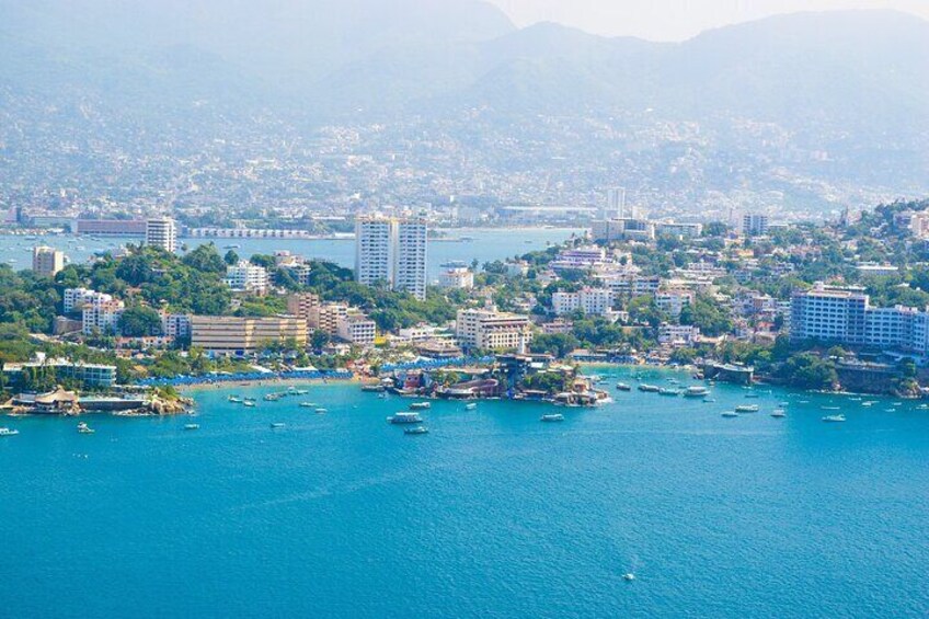 Private Tour Mexico City to Acapulco, 2 Hour Stop in Cuernavaca