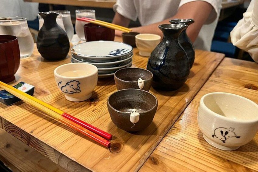 Kyoto: Kawaramachi Local Bar & Izakaya Crawl Tour 4